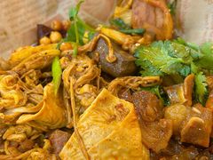 -红渡小香·牛肉麻辣香锅(车站南路店)