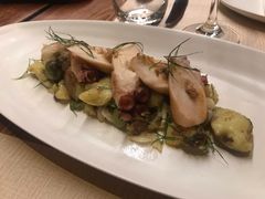 碳烤章鱼-Mercato莫卡多露台餐厅与酒吧(K11店)
