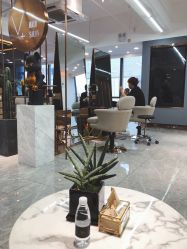 -V+SALON造型