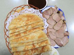 -李连贵酒家熏肉大饼(昆明街店)