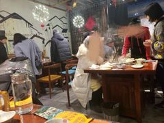 大堂-高兴壹锅·潮汕鲜牛肉火锅(良乡梅花庄店)