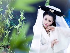 -九月鹰飞汉服摄影工作室