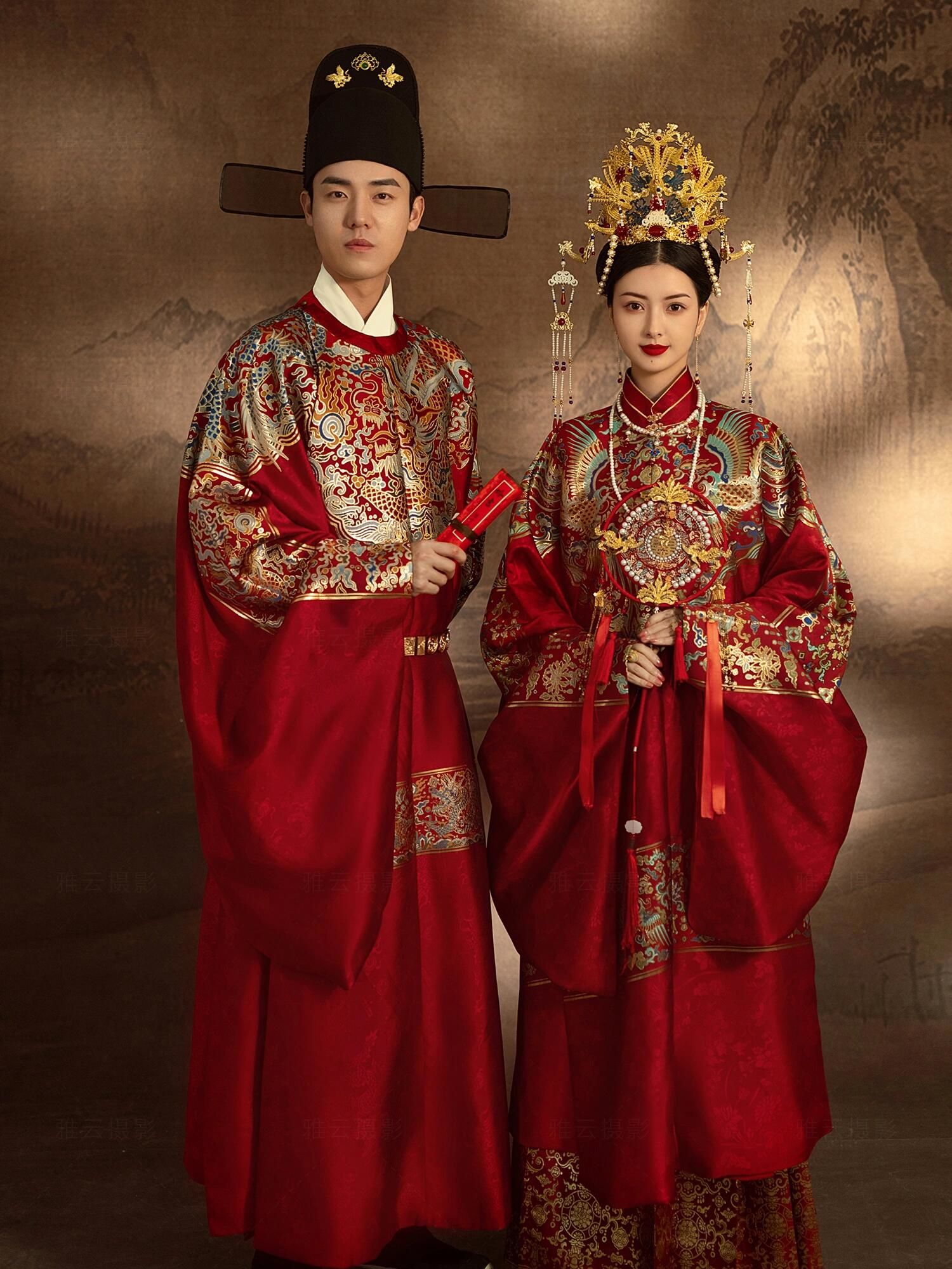 火爆备婚圈?婆婆秀翻了的武汉汉服婚纱照