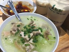 -嘉州叶婆婆钵钵鸡(建设路店)