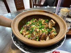 黄鳝田鸡煲仔饭-红星光发煲仔饭(文海店)