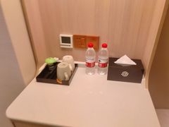 -银河电竞酒店(深圳东门老街地铁站店)