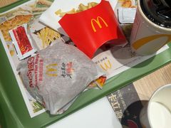 -麦当劳(百联西郊购物中心店)