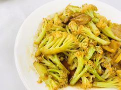 小炒有机菜花-顶之鲜海鲜餐厅
