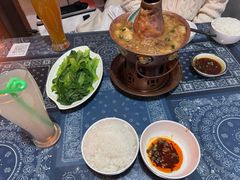 -蜗牛小馆醉乡民谣云南菜(惠新西里店)