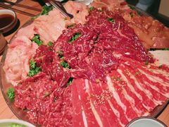 烧肉呼啦圈-烧肉达人•炭火烧肉(新天地店)
