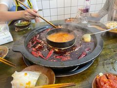 -黄潇洒老火锅(九眼桥宏济巷店)