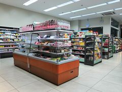 -全家便利店(江湾镇站店)