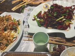-寂寞的豆芽 烧烤酒场(丽景店)