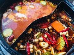 -五味缘小郡肝串串香(中国铁建广场店)