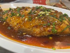 -江城燕子大排档(江汉路步行街店)