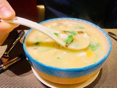 -大中华希尔顿酒店-念自助餐·嗨啤·小龙虾