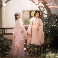-盘子女人坊生日照·摄影馆(浦东店)