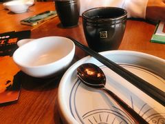 -云海肴·汽锅鸡·云南菜(天山百盛优客店)