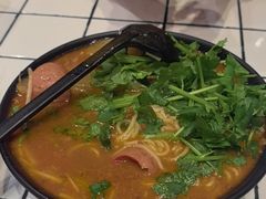 -肥汁米蘭香港米线(长宁来福士店)