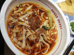 -呷佬·长沙手工米粉(金沙江路店)
