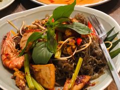 辣椒膏虎虾扎肉炒越南粉丝-CHINCHIN 青青·泰国料理(万象食家店)