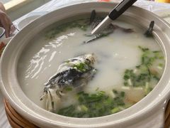 -天乐农家鱼头王(天目湖店)