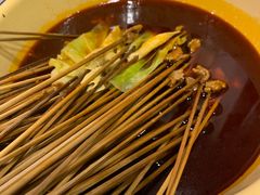 -拈签一笑黄牛肉辣卤串串
