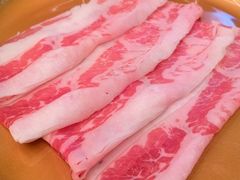 -牛YO寿喜烧·铁板烧和牛火锅自助(市府恒隆店)
