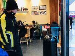 大堂-小杨生煎(周浦万达店)