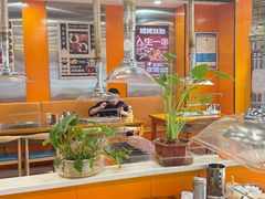 -哈尔滨小酒馆·鲜肉现穿自助烧烤(康新花园店)