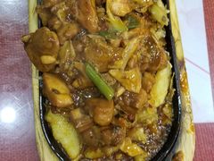 -桃子餐厅·天津菜(王顶堤总店)