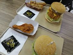 -牛纽塔·牛人堡(群众路店)