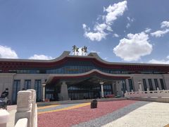 -敦煌莫高国际机场