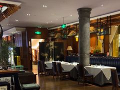 -八府香鸭·啫啫煲(华山路店)