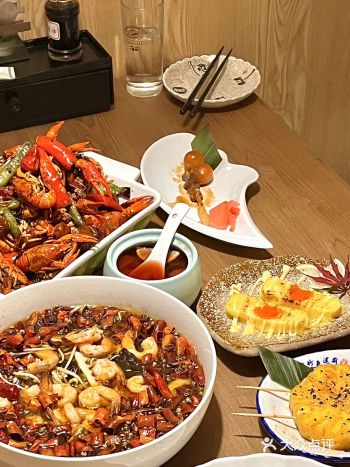 苏州十梓街最有氛围感的深夜食堂｜野鹤🦩
