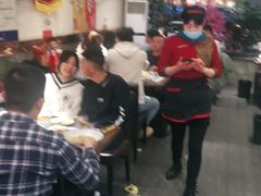 大堂-华盛园卷子王农家菜水库鱼