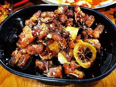 -邱金小炒·30 年盐帮江湖菜(自贡店)
