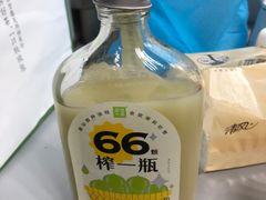 -奈雪的茶(湖滨银泰in77C区PRO店)