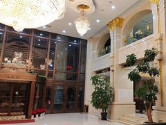 -碧中海汤泉汗蒸酒店