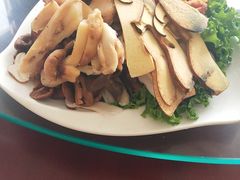 -野菌皇海景野生菌火锅(滨海大道店)