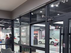 -哈贝卡汽车服务连锁(硕士路店)