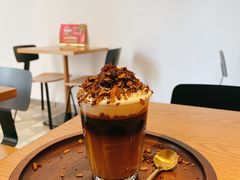 火山黑咖啡-大酉·M Coffee(北京美术馆店)