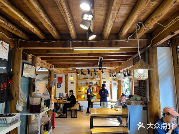 勺子米线·云南传统小吃市集(四方街店)图片