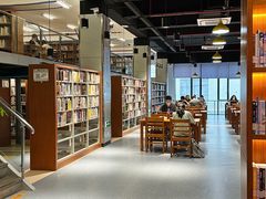 -上海市虹口区图书馆(曲阳分馆)