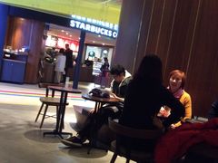 -星巴克(七宝领展广场1F店)