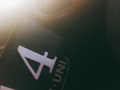 -UNI UNI(环亚凯瑟琳店)