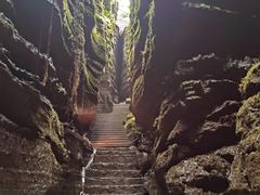 -梭布垭石林景区