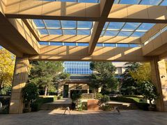 -昆明春城湖畔度假村