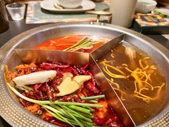 -廖掌柜·重庆鲜货火锅(上海首店)
