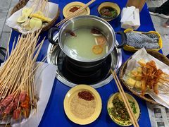 -马路边边·成都串串(翠柏路店)